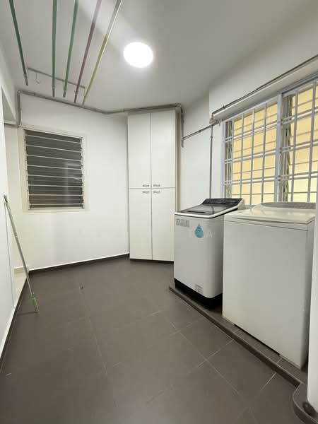 Ivory Heights, 124 Jurong East Street 13, 3 Bedrooms, 1,701 sqft, Condominium For Rent, by Alvin Tay, 500104727 - Interior - PropertyGuru.com.sg