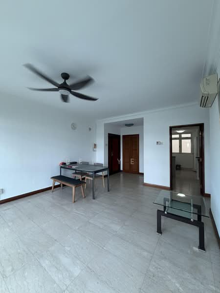 Moonstone View, 31 Moonstone Lane, 2 Bedrooms, 893 sqft, Condominium For Rent, by Ben Yeo, 500104730 - Living Room - PropertyGuru.com.sg