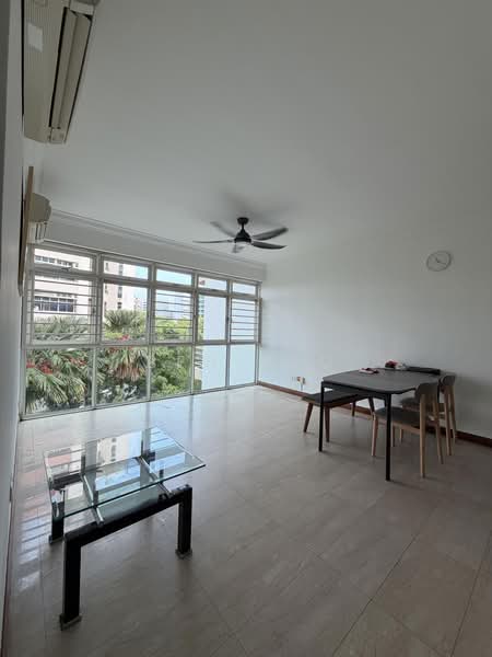 Moonstone View, 31 Moonstone Lane, 2 Bedrooms, 893 sqft, Condominium For Rent, by Ben Yeo, 500104730 - Living Room - PropertyGuru.com.sg