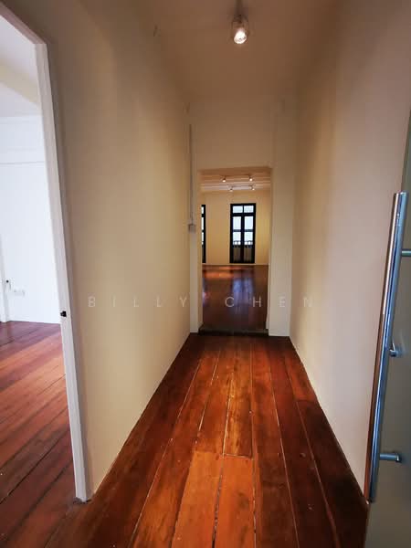 Niven road, Niven road, 2 Bedrooms, 1,800 sqft, Conservation House For Sale, by Billy Chen, 500104735 - Corridor - PropertyGuru.com.sg