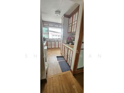 For Sale - 4 Queen's Road