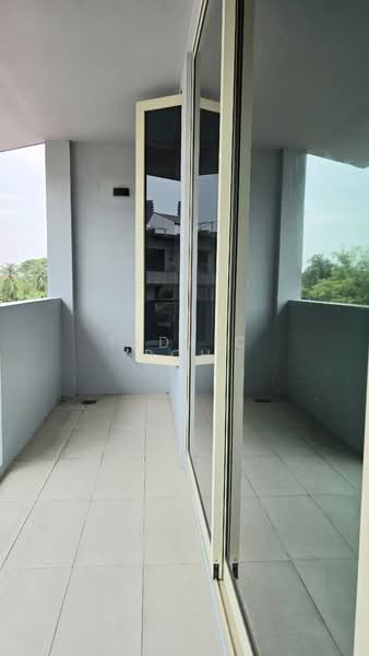Fudu Park, Fudu Park, 4 Bedrooms, 2,646 sqft, Terraced House For Sale, by Tedric Poh, 500104751 - 3rd storey Balcony - PropertyGuru.com.sg