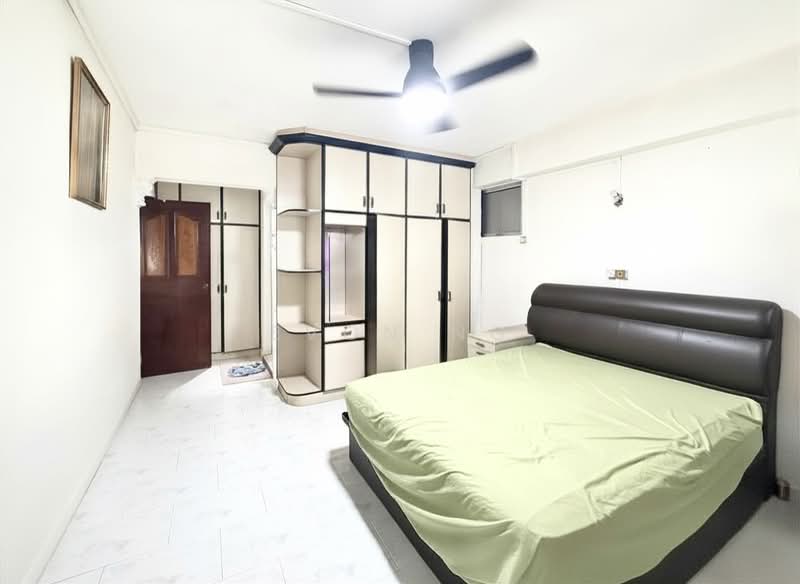408 Choa Chu Kang Avenue 3, 408 Choa Chu Kang Avenue 3, 3 Bedrooms, 1,184 sqft, HDB Flat For Sale, by Evon Ng, 500104761 - Master Bedroom - PropertyGuru.com.sg