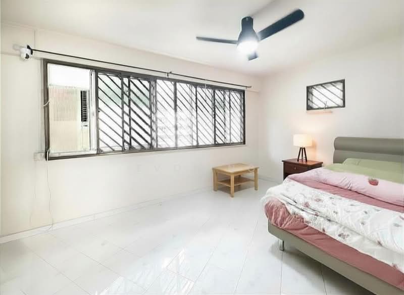 408 Choa Chu Kang Avenue 3, 408 Choa Chu Kang Avenue 3, 3 Bedrooms, 1,184 sqft, HDB Flat For Sale, by Evon Ng, 500104761 - Bedroom 2 - PropertyGuru.com.sg