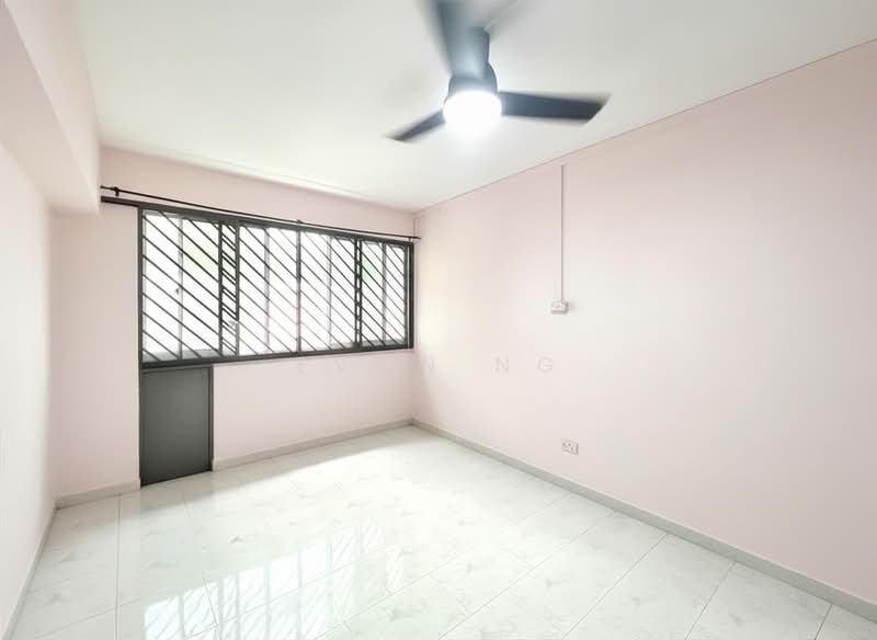 408 Choa Chu Kang Avenue 3, 408 Choa Chu Kang Avenue 3, 3 Bedrooms, 1,184 sqft, HDB Flat For Sale, by Evon Ng, 500104761 - Bedroom 3 - PropertyGuru.com.sg