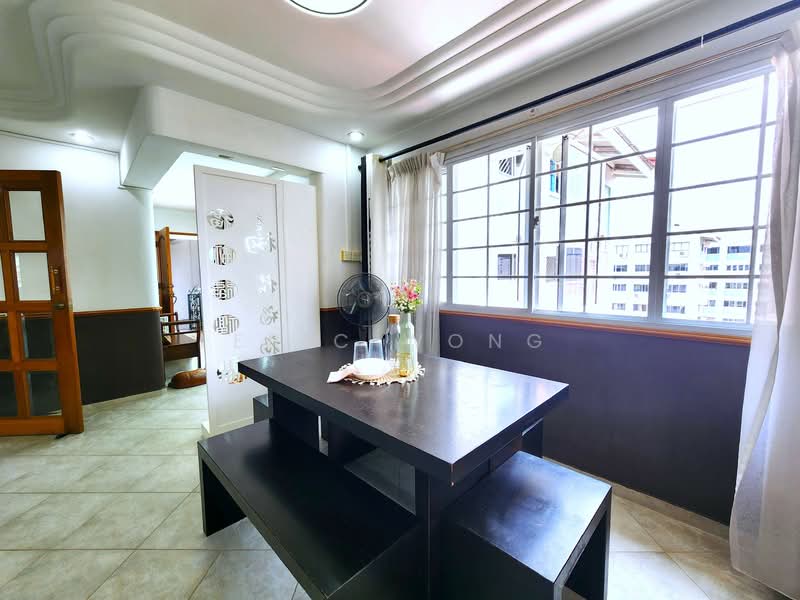 427 Bukit Panjang Ring Road, 427 Bukit Panjang Ring Road, 4 Bedrooms, 1,388 sqft, HDB Flat For Sale, by Eric Wong, 500104767 - Dining Area - PropertyGuru.com.sg