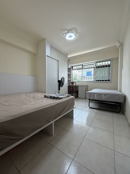 528 Woodlands Drive 14, 528 Woodlands Drive 14, 3 Bedrooms, 1,561 sqft, HDB Flat For Sale, by Desmond Lee, 500104773 - Bedroom 2 - PropertyGuru.com.sg