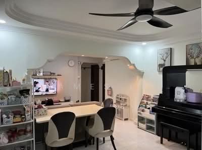 For Sale - 322 Sembawang Close