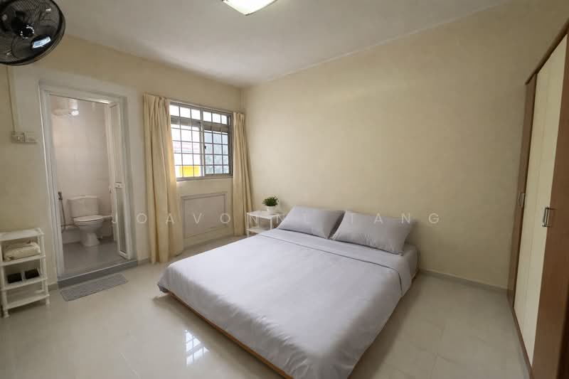 160 Woodlands Street 13, 160 Woodlands Street 13, 2 Bedrooms, 785 sqft, HDB Flat For Sale, by Joavonne Tang, 500104783 - Bedroom - PropertyGuru.com.sg