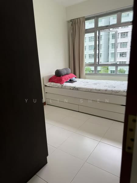 448 Yishun Ring Road, 448 Yishun Ring Road, Room Rental, 100 sqft, HDB Flat For Rent, by Yuelin Shen, 500104786 - Bedroom - PropertyGuru.com.sg