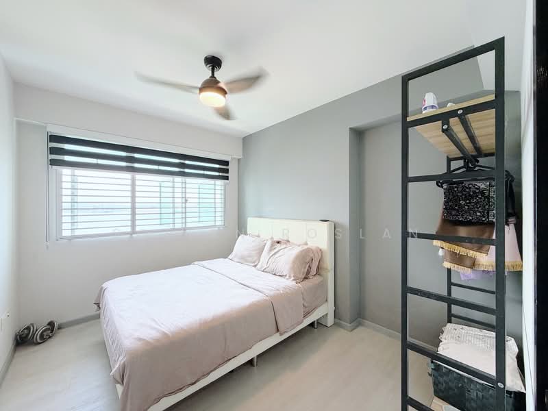 421B Northshore Drive, 421B Northshore Drive, 3 Bedrooms, 1,001 sqft, HDB Flat For Sale, by Sofian Roslan, 500104802 - Bedroom - PropertyGuru.com.sg