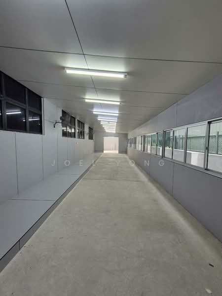 ground floor warehouse for rent (macpherson)!, , 1,156 sqft, Light Industrial (B1) For Rent, by Joel Yong, 500104803 - CommercialGuru.com.sg