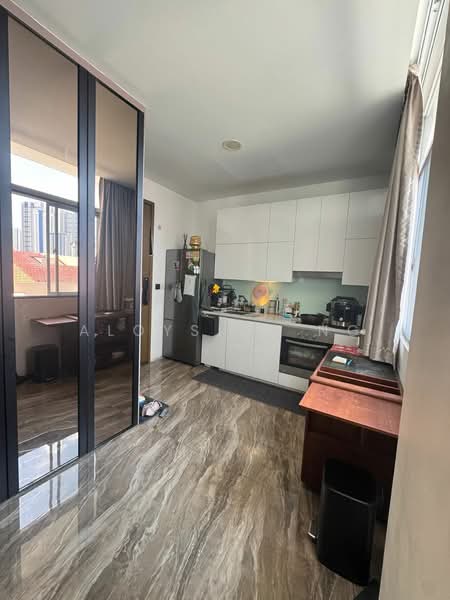 Rangoon 88, 88 Rangoon Road, 2 Bedrooms, 818 sqft, Condominium For Rent, by Aloysius Ng, 500104810 - Kitchen - PropertyGuru.com.sg