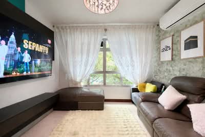 For Sale - 164B Rivervale Crescent