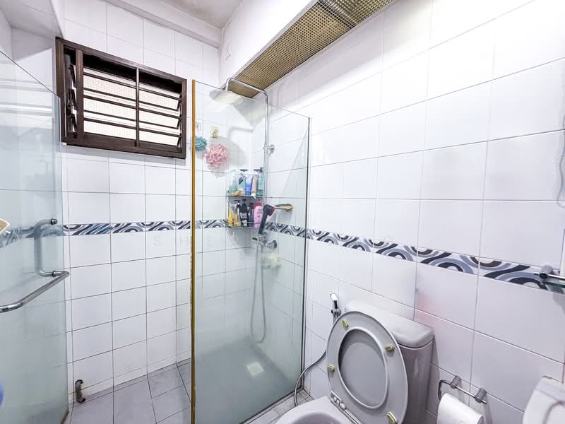 26D Jalan Membina, 26D Jalan Membina, 3 Bedrooms, 969 sqft, HDB Flat For Sale, by Sherry Ang, 500104816 - Bathroom - PropertyGuru.com.sg