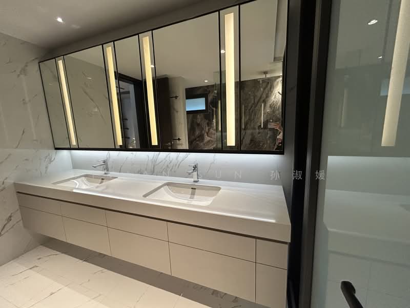 Villas @ Greenbank Park, 50 Greenbank Park, 5 Bedrooms, 5,439 sqft, Semi-Detached House For Sale, by Vivian Sun 孙淑媛, 500104823 - Bathroom - PropertyGuru.com.sg