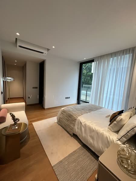 Villas @ Greenbank Park, 50 Greenbank Park, 5 Bedrooms, 5,439 sqft, Semi-Detached House For Sale, by Vivian Sun 孙淑媛, 500104823 - Bedroom - PropertyGuru.com.sg