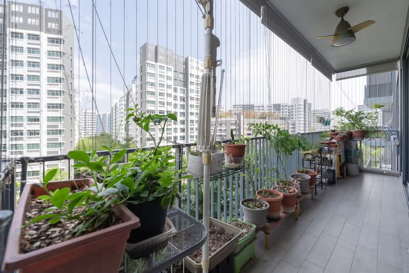 Signature At Yishun, 23 Yishun Street 51, 3 Bedrooms, 1,098 sqft, Executive Condominium For Sale, by K.S Tan, 500104828 - Balcony - PropertyGuru.com.sg