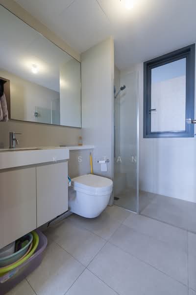 Signature At Yishun, 23 Yishun Street 51, 3 Bedrooms, 1,098 sqft, Executive Condominium For Sale, by K.S Tan, 500104828 - Bathroom - PropertyGuru.com.sg