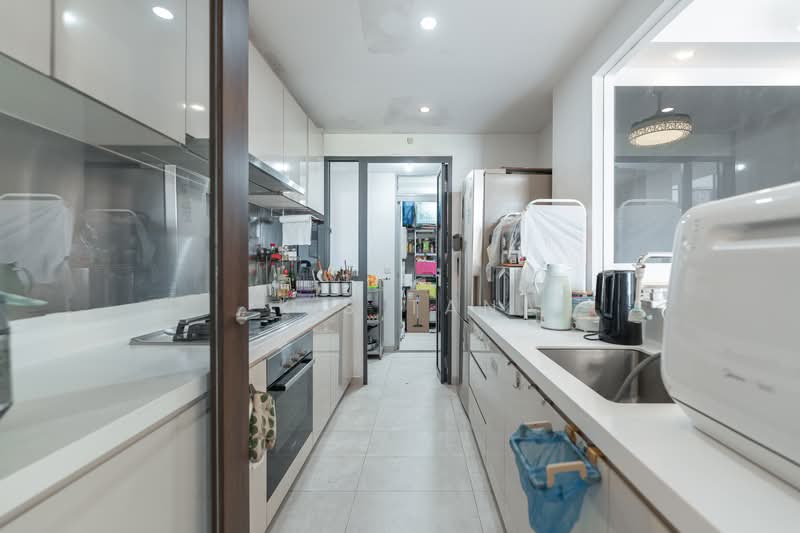 Signature At Yishun, 23 Yishun Street 51, 3 Bedrooms, 1,098 sqft, Executive Condominium For Sale, by K.S Tan, 500104828 - Kitchen - PropertyGuru.com.sg