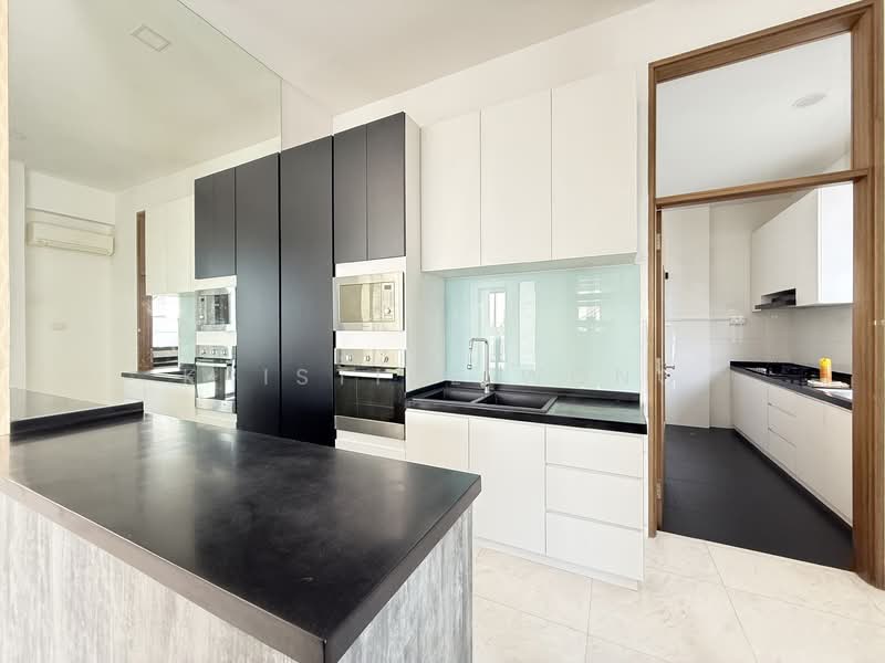 D19 SeaView Detached Landed with Pool & Liff, , 5 Bedrooms, 4,500 sqft, Detached House For Rent, by Kristine Wong, 500104834 - Kitchen - PropertyGuru.com.sg