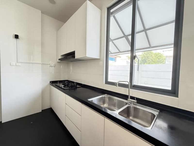 D19 SeaView Detached Landed with Pool & Liff, , 5 Bedrooms, 4,500 sqft, Detached House For Rent, by Kristine Wong, 500104834 - Kitchen - PropertyGuru.com.sg