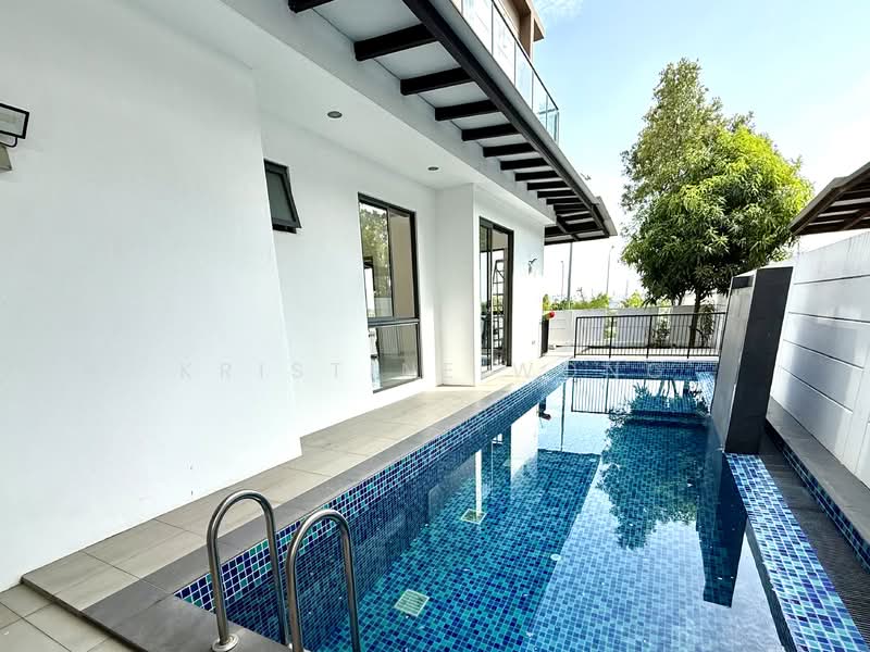 D19 SeaView Detached Landed with Pool & Liff, , 5 Bedrooms, 4,500 sqft, Detached House For Rent, by Kristine Wong, 500104834 - Exterior - PropertyGuru.com.sg