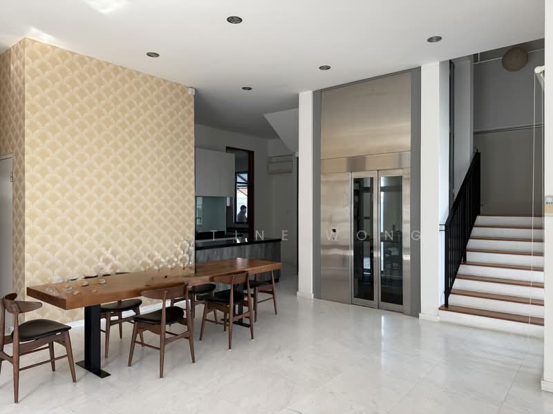 D19 SeaView Detached Landed with Pool & Liff, , 5 Bedrooms, 4,500 sqft, Detached House For Rent, by Kristine Wong, 500104834 - Dining Room - PropertyGuru.com.sg