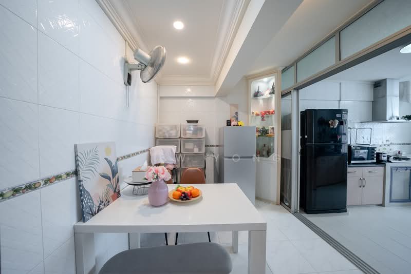 286 Tampines Street 22, 286 Tampines Street 22, 3 Bedrooms, 1,130 sqft, HDB Flat For Sale, by Shaw Yong, 500104841 - Kitchen - PropertyGuru.com.sg