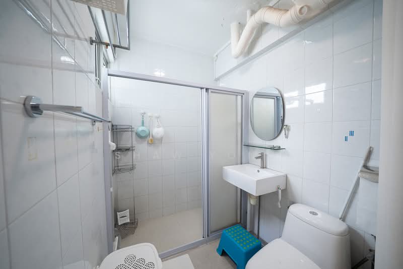 286 Tampines Street 22, 286 Tampines Street 22, 3 Bedrooms, 1,130 sqft, HDB Flat For Sale, by Shaw Yong, 500104841 - Bathroom - PropertyGuru.com.sg