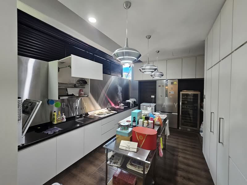 Detached at Jalan Senang for sale, Jalan Senang, 4 Bedrooms, 3,446 sqft, Detached House For Sale, by Bernard Kay, 500104855 - PropertyGuru.com.sg