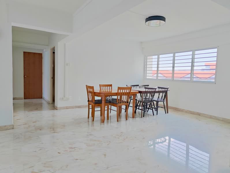 307 Jurong East Street 32, 307 Jurong East Street 32, 3 Bedrooms, 1,410 sqft, HDB Flat For Sale, by Elvin Low, 500104858 - Dining Room - PropertyGuru.com.sg