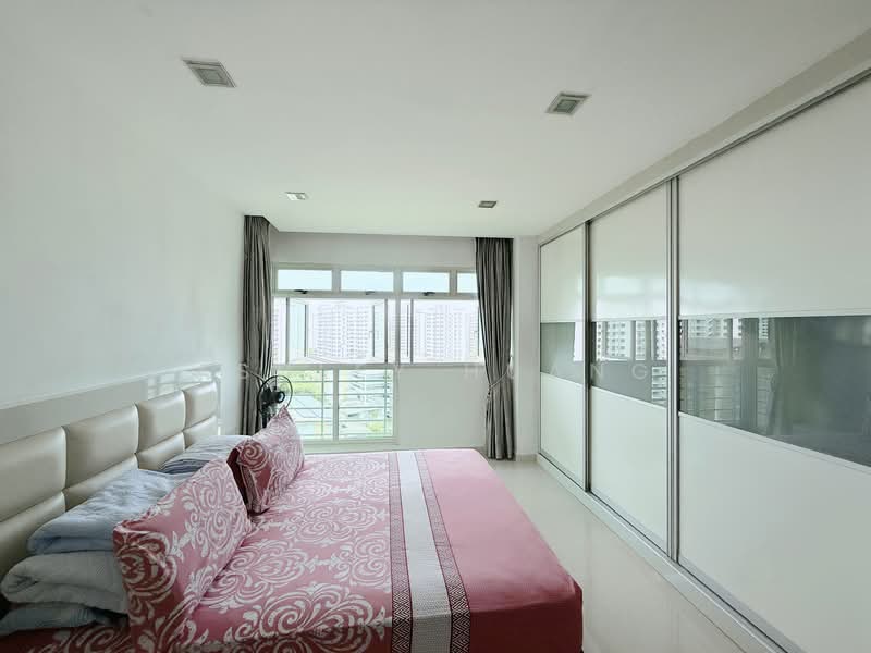201D Punggol Field, 201D Punggol Field, 3 Bedrooms, 1,184 sqft, HDB Flat For Sale, by Ashley Huang, 500104862 -  Master Bedroom - PropertyGuru.com.sg