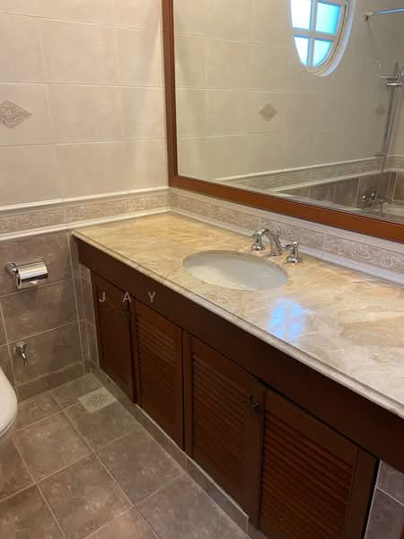 Beechwood Terrace, Beechwood Grove, 8 Bedrooms, 8,183 sqft, Terraced House For Rent, by Jay Sethi, 500104868 - Bathroom - PropertyGuru.com.sg