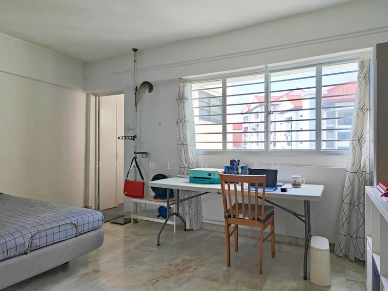 307 Jurong East Street 32, 307 Jurong East Street 32, 3 Bedrooms, 1,410 sqft, HDB Flat For Sale, by Pearlyn Nam, 500104875 - Bedroom - PropertyGuru.com.sg