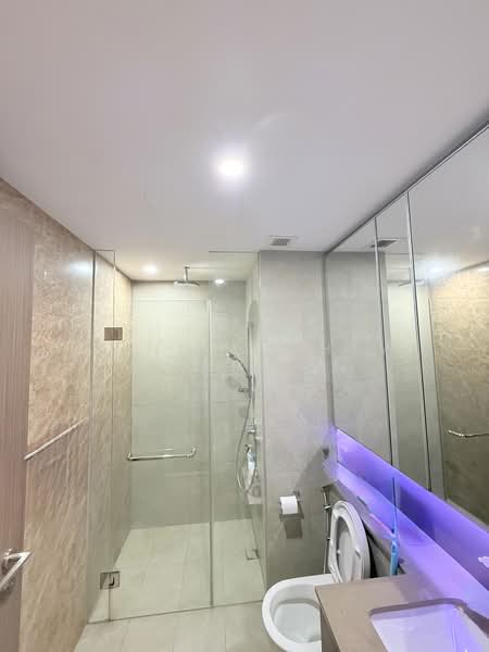 Seaside Residences, 18 Siglap Link, 1 Bedroom, 506 sqft, Apartment For Rent, by Connie Chew 周址芩, 500104884 - Bathroom - PropertyGuru.com.sg