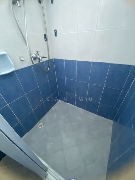 Liria Terrace, 22 Mariam Walk, 4 Bedrooms, 3,000 sqft, Terraced House For Rent, by Jean Wu, 500104893 - Bathroom - PropertyGuru.com.sg