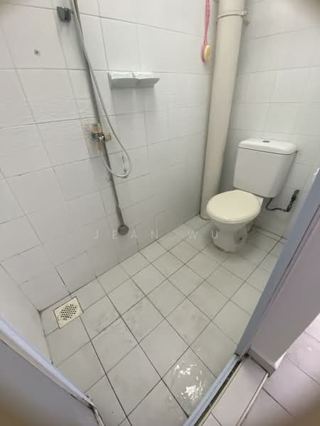 Liria Terrace, 22 Mariam Walk, 4 Bedrooms, 3,000 sqft, Terraced House For Rent, by Jean Wu, 500104893 - Bathroom - PropertyGuru.com.sg