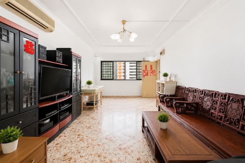 223 Pending Road, 223 Pending Road, 3 Bedrooms, 1,109 sqft, HDB Flat For Sale, by Norris Tan, 500104907 - Living Room - PropertyGuru.com.sg