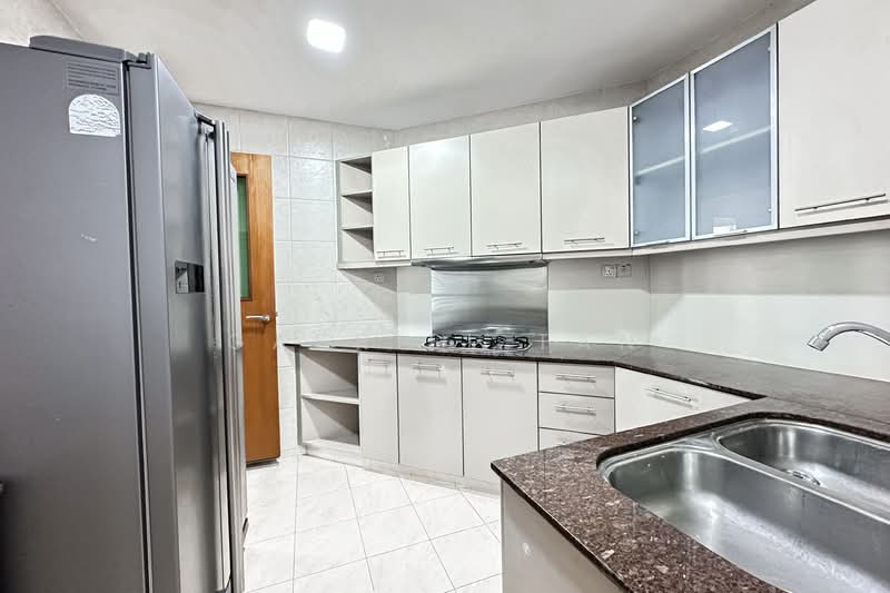 Cheapest under $1,500psf, Largest D10 Freehold Unit (more than 1800sqft) 6min to MRT, , 2 Bedrooms, 1,862 sqft, Condominium For Sale, by Gabriel Tan, 500104915 - Kitchen - PropertyGuru.com.sg