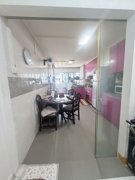 110 Ang Mo Kio Avenue 4, 110 Ang Mo Kio Avenue 4, 2 Bedrooms, 721 sqft, HDB Flat For Rent, by Eric Lee, 500104921 - Kitchen - PropertyGuru.com.sg