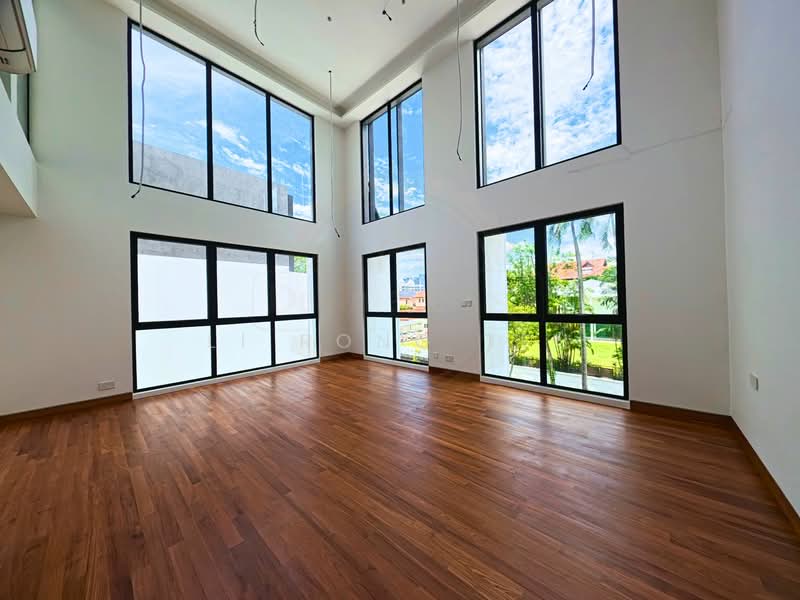 ❤️ LAST HOME LEFT! BRAND NEW COLLECTION OF 3 DETACHED BUNGALOW!, Lynwood Grove / Braddell, 6 Bedrooms, 9,355 sqft, Detached House For Sale, by Li Rong Teh, 500104923 - Living Room - PropertyGuru.com.sg