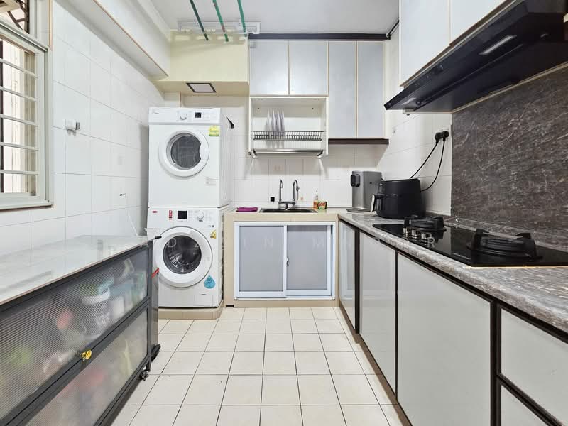 407B Fernvale Road, 407B Fernvale Road, 3 Bedrooms, 969 sqft, HDB Flat For Sale, by Fadzlin MNoor, 500104940 - Kitchen - PropertyGuru.com.sg