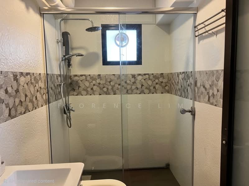 141 Rivervale Street, 141 Rivervale Street, 3 Bedrooms, 1,076 sqft, HDB Flat For Sale, by Florence Lim, 500104943 - Bathroom - PropertyGuru.com.sg