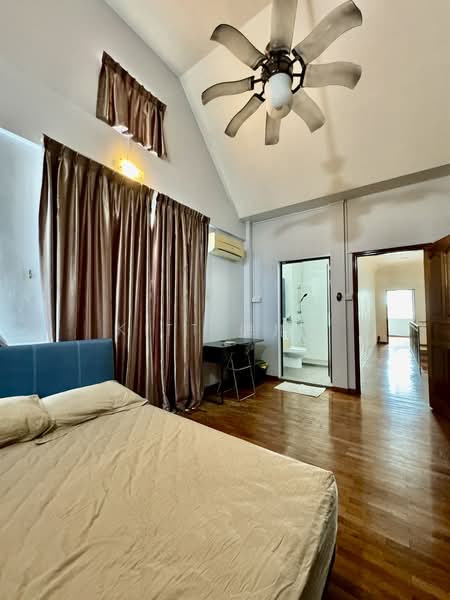 Geylang Serai / Joo Chiat / Eunos fringe area Freehold Corner Landed, , 5 Bedrooms, 2,060 sqft, Corner Terrace For Sale, by Kitt 傅凡袀, 500104951 - Bedroom - PropertyGuru.com.sg