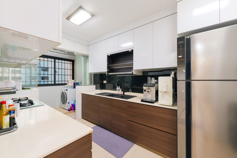 546A Segar Road, 546A Segar Road, 3 Bedrooms, 1,205 sqft, HDB Flat For Sale, by Christina Quek, 500104953 - Kitchen - PropertyGuru.com.sg