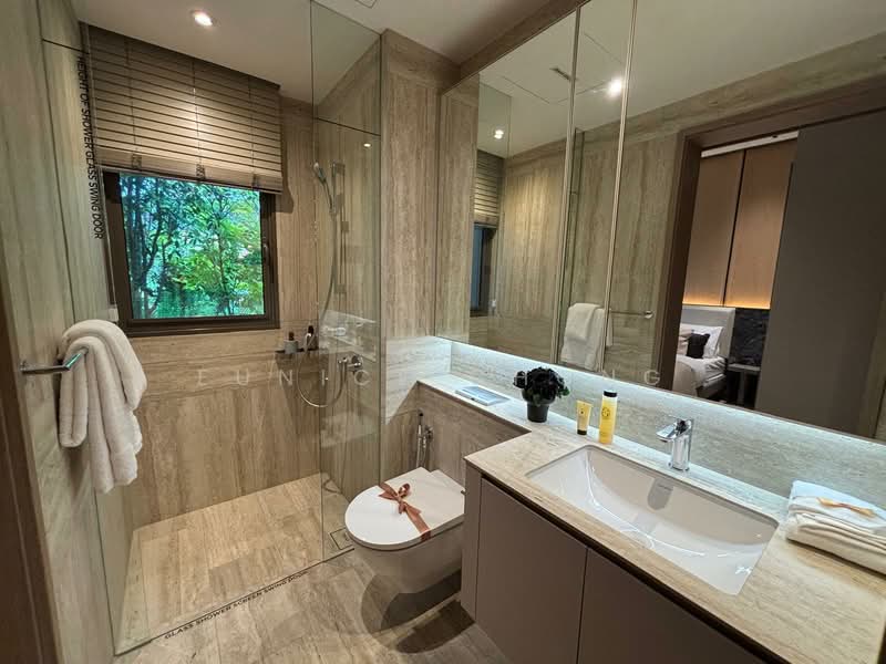 River Modern, River Galley Green, 3 Bedrooms, 904 sqft, Condominium For Sale, by Eunice Chong, 500104954 - Bathroom - PropertyGuru.com.sg