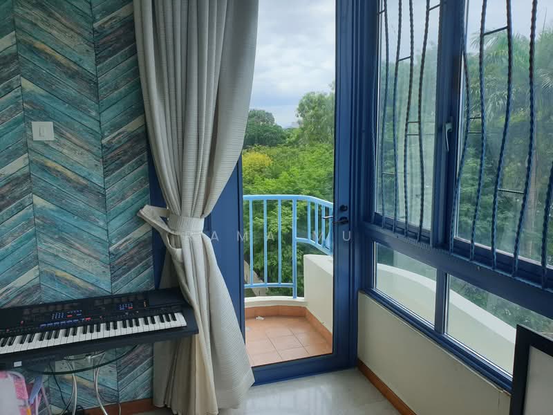 Sanctuary Green, 181 Tanjong Rhu Road, 3 Bedrooms, 1,152 sqft, Condominium For Sale, by Rama Mu, 500104960 - Balcony - PropertyGuru.com.sg