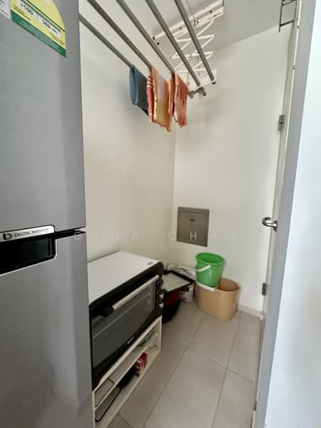 Riveredge, 21 Sampan Place, 2 Bedrooms, 1,054 sqft, Condominium For Sale, by Gina Chan, 500104966 - Yard - PropertyGuru.com.sg