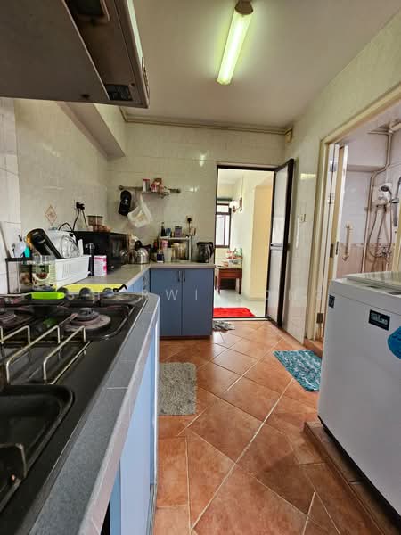 8 Cantonment Close, 8 Cantonment Close, 3 Bedrooms, 969 sqft, HDB Flat For Sale, by Sherwin Ong, 500104969 - Kitchen - PropertyGuru.com.sg